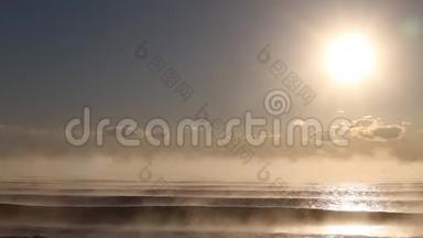 日出期间黑海多雾水域详情
